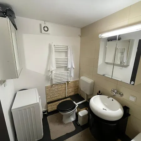 Turqoise Luxury Near Unirii Square Bucharest