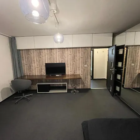 Turqoise Luxury Near Unirii Square Apartment